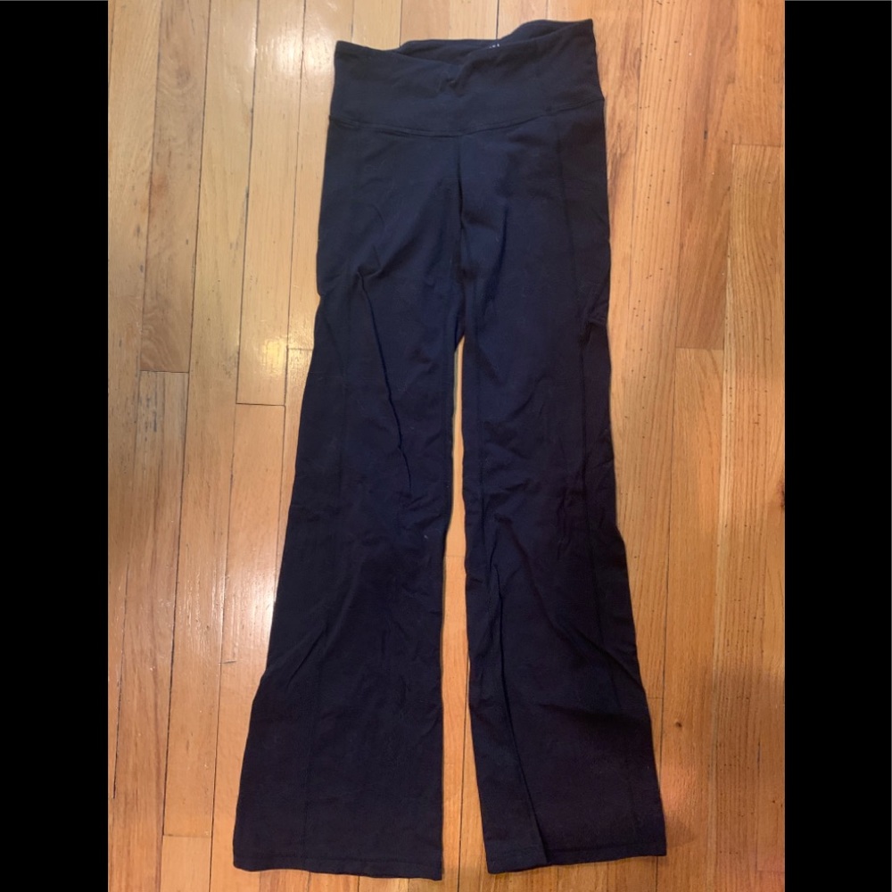 ATHLETA BLACK YOGA PANTS